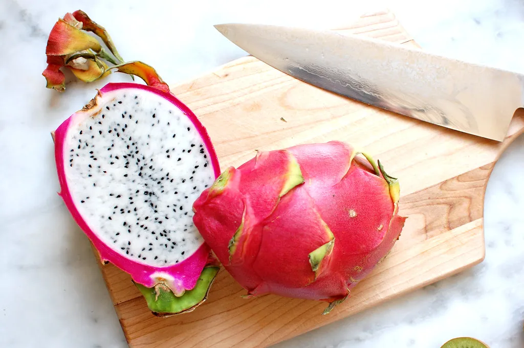 How to tell if dragon fruit is ripe
